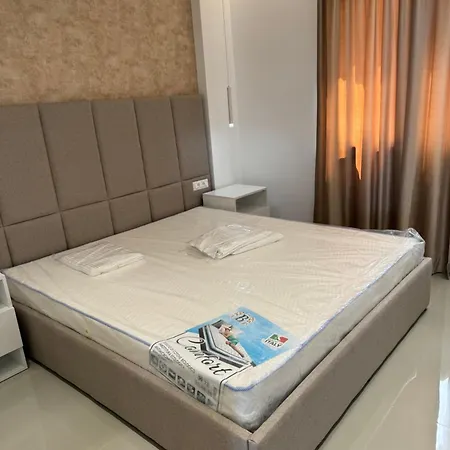 Sea View Apartment *